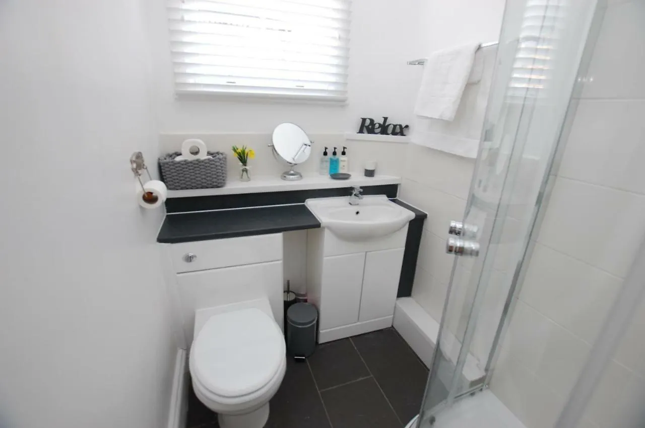 Modern One Bed Apartment, By Kipz City Centre Chester - Amazing Location & Quiet! 0*,  United Kingdom